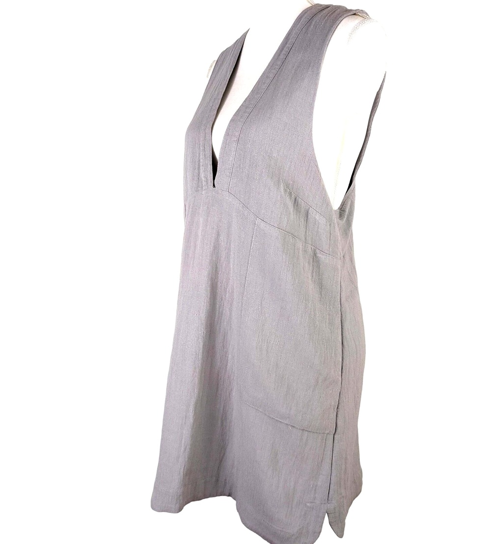 By Together Gray Tunic Jumper Womens LG Plunging Neckline Rayon Blend
